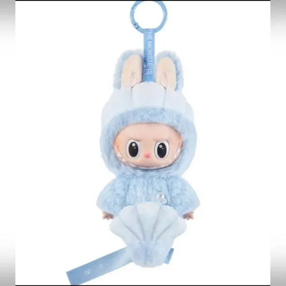 HIDE AND SEEK Vinyl Doll Pendant Push Toy White tag Singapore 18cm NEW